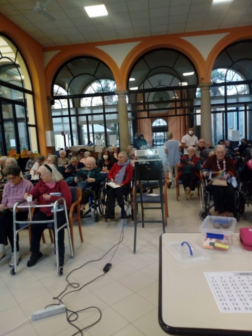 Tombola in compagnia per gli ospiti della Rsa di Monticello