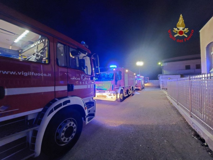 Esplosione in azienda, ignote le cause