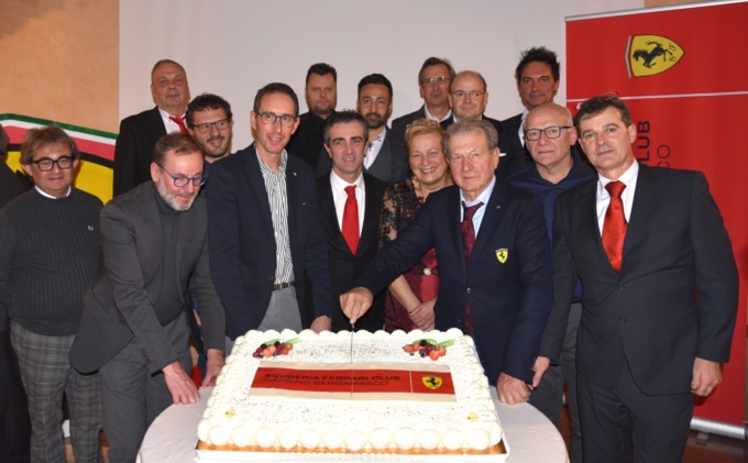 Il vulcanico Ferrari Club di Caprino festeggia la fine dell’anno
