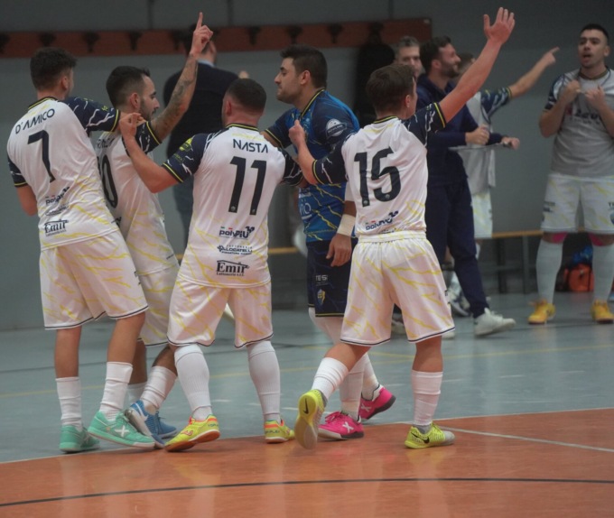 Energy Saving Futsal, vittoria all’inglese sul Cardano e secondo posto in classifica