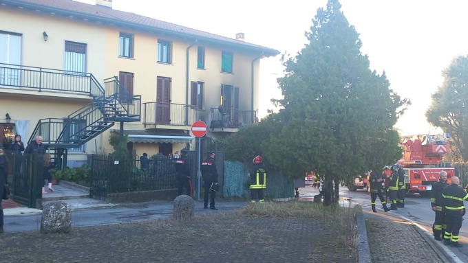 Incendio in un edificio a rischio esplosione