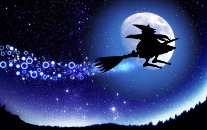 A Cernusco arriva la Befana con dolcetti per i più piccoli