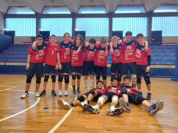 Pallavolo Cisano: l’U15 si regala il big match con Scanzorosciate, primato per l’U19