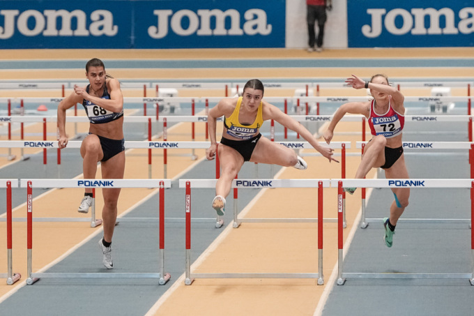 Sessanta ostacoli che fanno la storia: Veronica Besana segna il nuovo record italiano