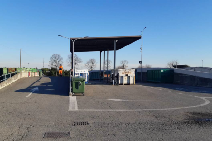 Merate: al via il primo dei 45 cantieri Silea per il restyling dei centri di raccolta