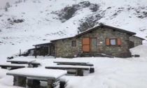 Un risveglio avvolto nella neve... ma solo in alta quota. Le foto scattate dai rifugi del Lecchese