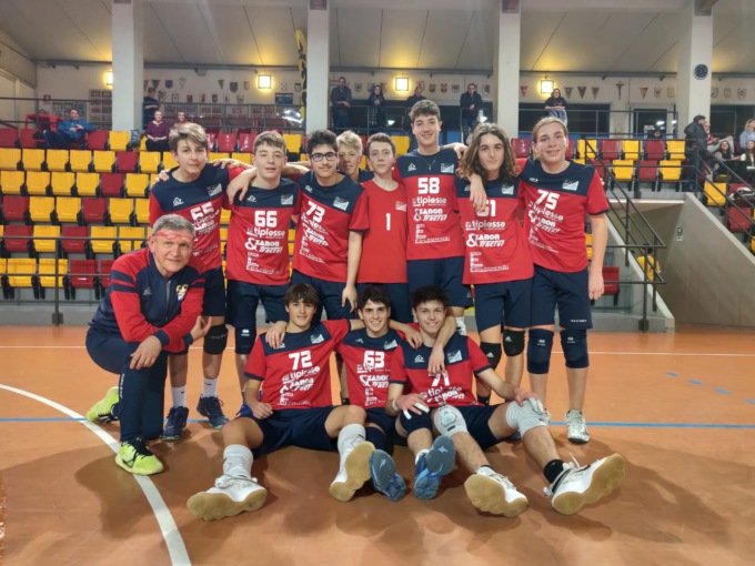 Pallavolo Cisano: l’Under 15 centra il bis in Eccellenza, l’U19 ipoteca la finale provinciale FOTO