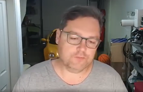 Il complottista meratese che nega l’esistenza di Filippo Turetta