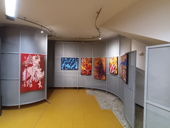Costa Masnaga, inaugurata la mostra “Esplorazioni – Ricerca sui linguaggi di arte visiva”