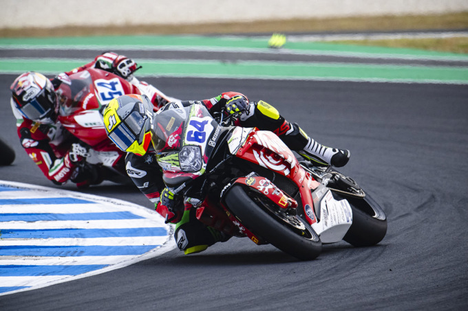 Mondiale Supersport, per Motozoo ottimo debutto a Phillip Island