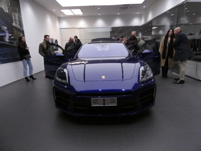 Svelata la nuova Panamera al Centro Porsche Como