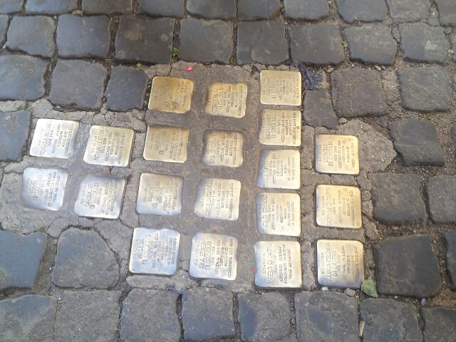 “In nome del pane”: a Olgiate una pietra d’inciampo per Ernesto Cattaneo