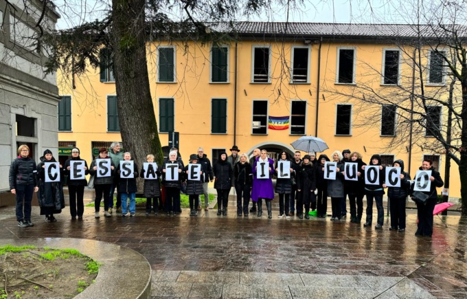 In piazza a Osnago per chiedere la pace