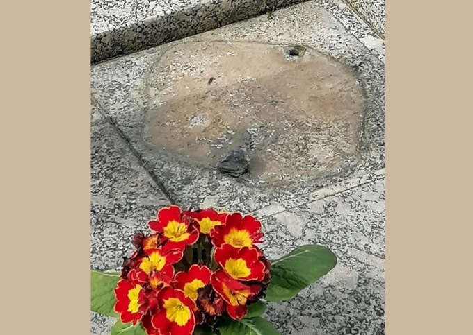 Ladri nei cimiteri, sparite statue e vasi in rame