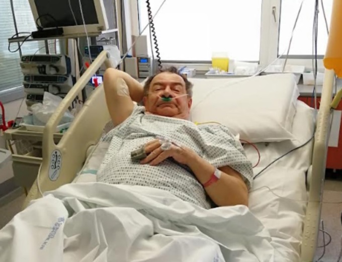 Operato al cuore, l’omaggio del pensionato ai medici che lo hanno salvato