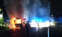 Autobus a fuoco: nessun ferito