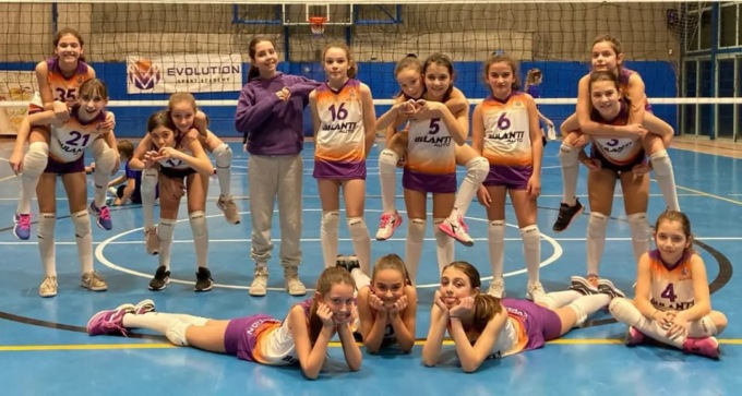 Volley Nibionno Evolution, il settore Under 12 è da primato! Ai vertici sia nel campionato Fipav che Csi