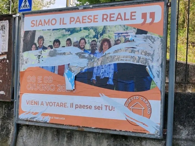 Progetto Caprino: danneggiato il manifesto elettorale