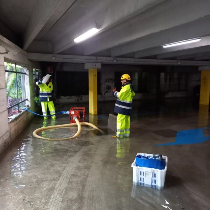 Maltempo: di nuovo allagato il parcheggio di viale Cornaggia