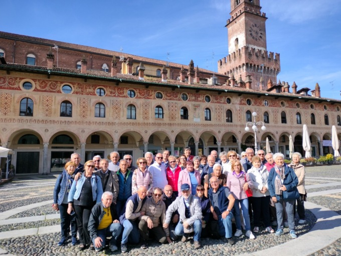 Gita a Vigevano e Morimondo per la classe 1948 di Merate