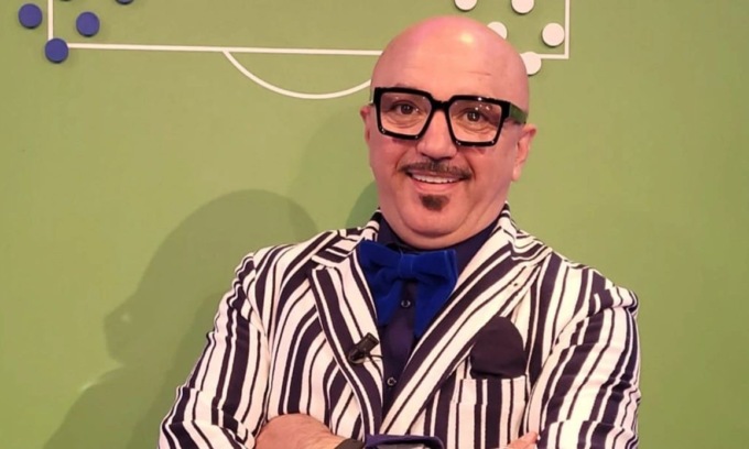 “Mio figlio è uno sgusciato”: Mimmo Pesce presenta il suo libro