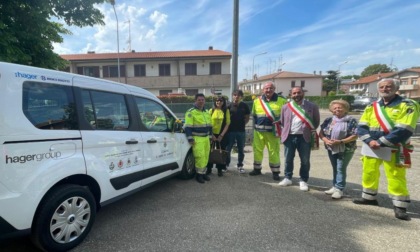 Protezione civile della Brianza, consegnato il mezzo al Comune alluvionato