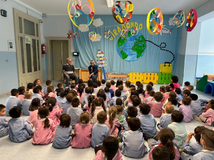 L’Associazione Pensionati di Cassago in visita alla scuola dell’infanzia