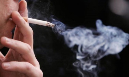 Giornata mondiale senza tabacco: lo stipendio di un mese va... in fumo