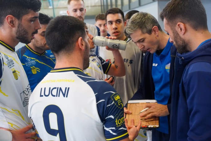 Energy Saving Futsal, si riparte dalle certezze: mister Ferrari rimane alla guida delle saette