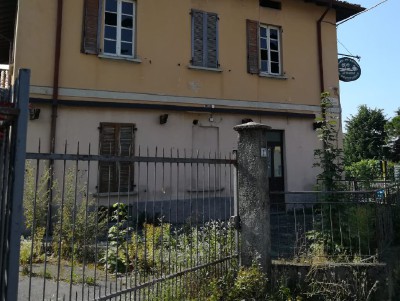 Il Comune acquista l’ex pub: “Così sistemiamo la viabilità e avremo nuovi spazi”