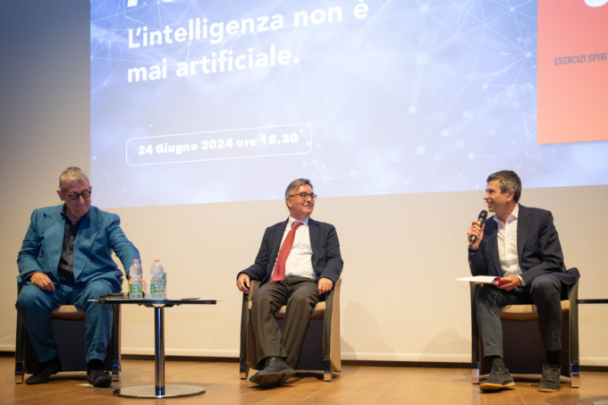 Presentato a Merate il libro “Umano, poco Umano”