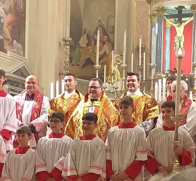 Don Giovanni festeggia vent’anni di ordinazione