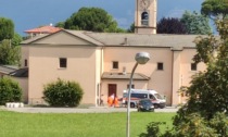 Malore in chiesa, allertati i soccorsi