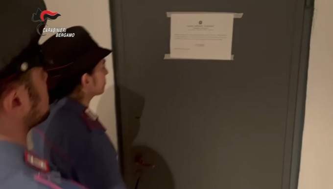 Giro di prostitute in un appartamento a Ponte San Pietro, in carcere una cinese e un italiano