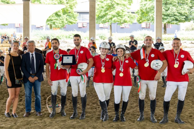 Missaglia, l’Equiclub Valcurone vince il campionato italiano di horseball e torna in serie A