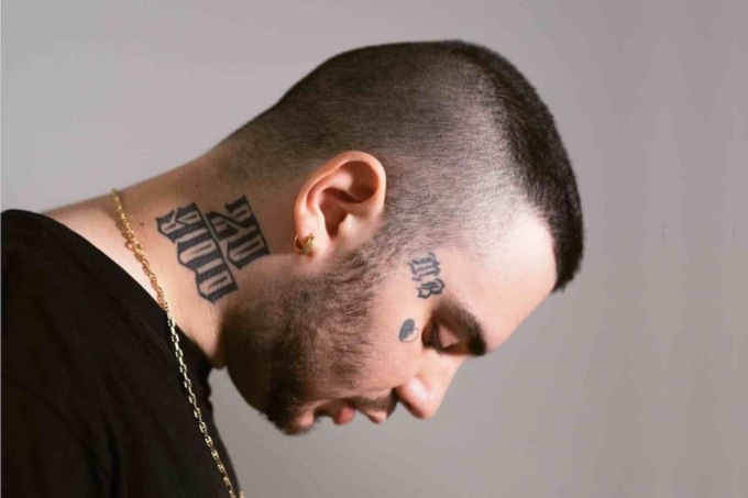 Canta un verso sessista e offensivo, condannato trapper brianzolo