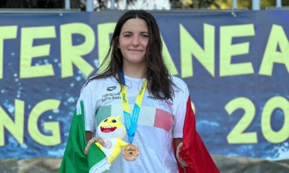 Nuoto, la cernuschese Sara Pedemonte medaglia di bronzo con l'Italia