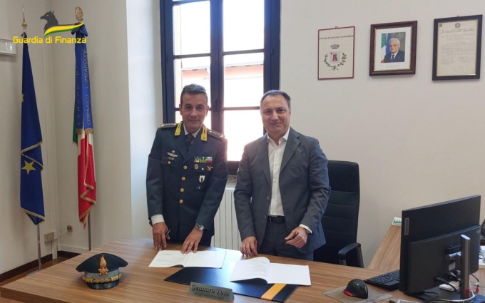 Accordo contro frodi e abusi tra il Comune di Cernusco e la Guardia di Finanza