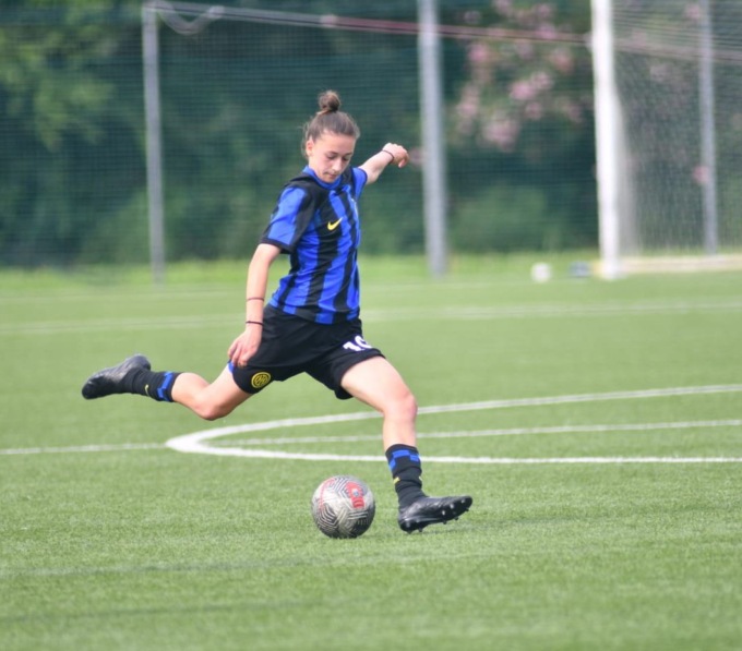 Giudicata dai suoi colleghi maschi allo Scudetto con l’Inter: la storia di Alessia Crippa