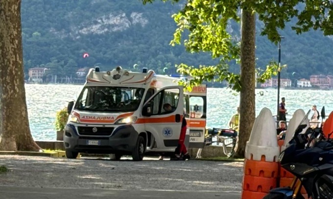 Shock anafilattico sul lago: 12enne in ospedale con l’idroambulanza