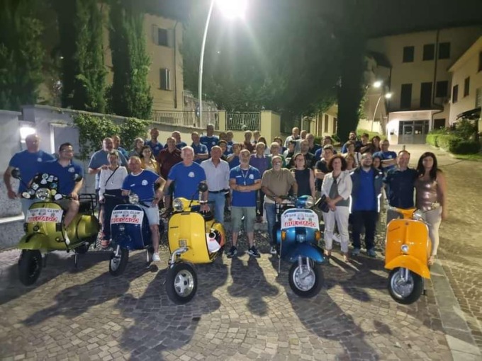 Il Vespa Club Bulciago festeggia 10 anni di fondazione LE FOTO