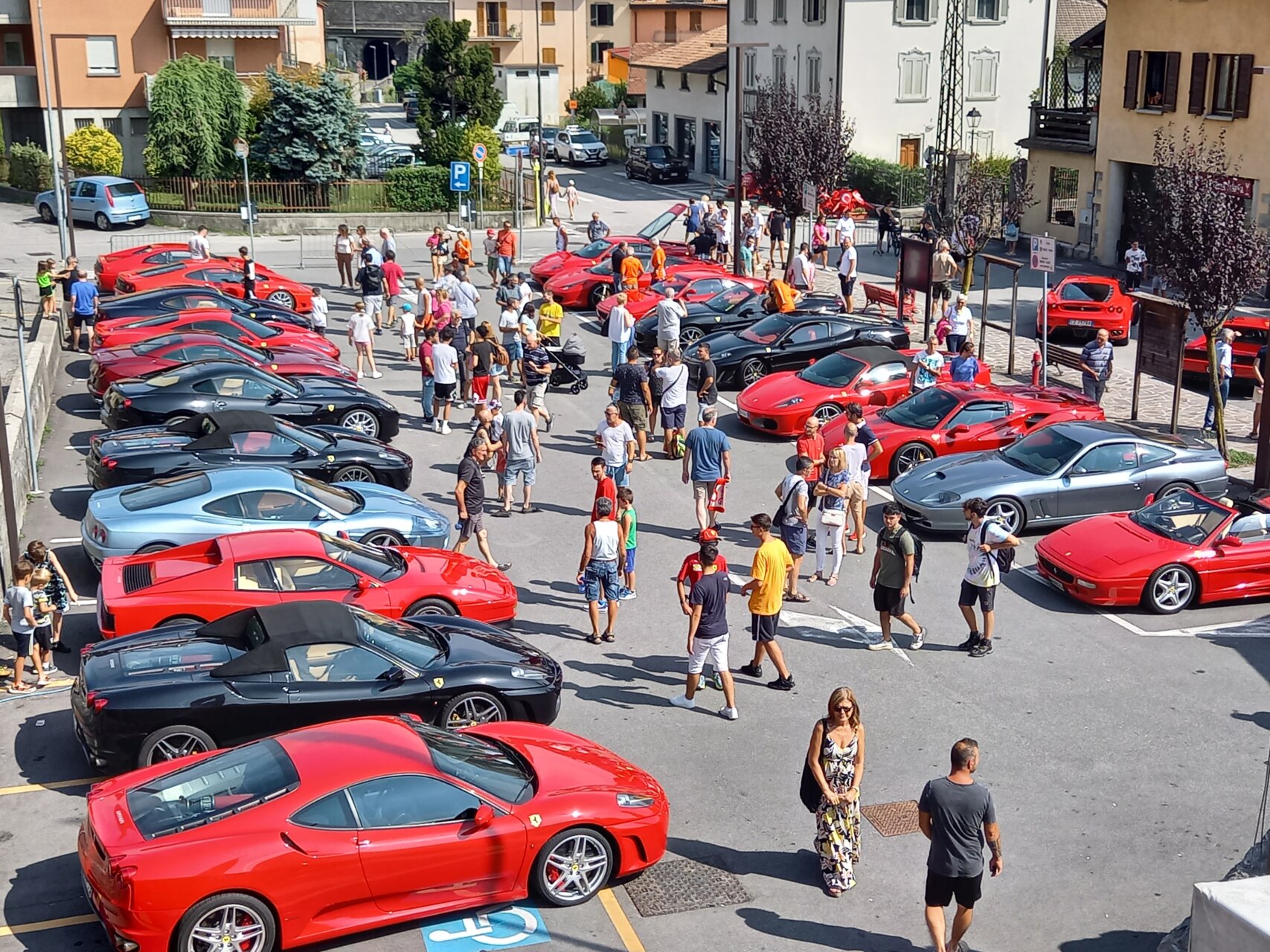 Ferrari a San Giovanni Bianco