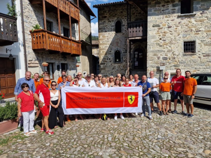Con il Club Ferrari di Caprino un ritrovo del Cavallino