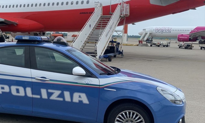 Assaltava i bancomat della Brianza con la tecnica del “Black Box”: rimpatriato un moldavo