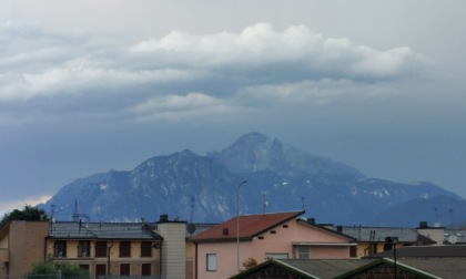 La Grignetta imbiancata da una maxi grandinata