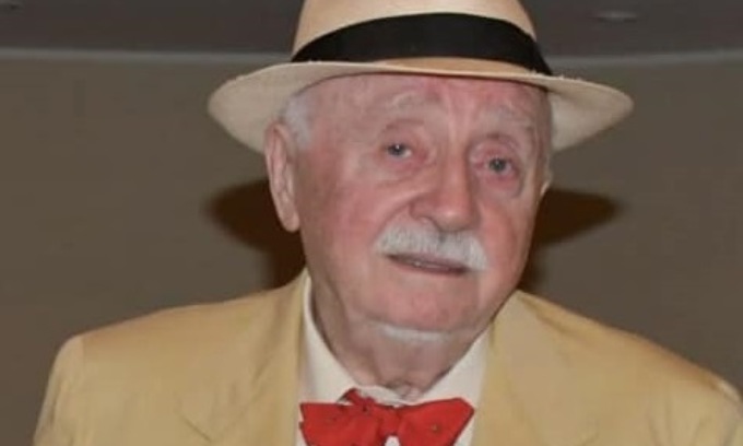 L’avvocato Grella presenta il libro dedicato a suo padre Luciano