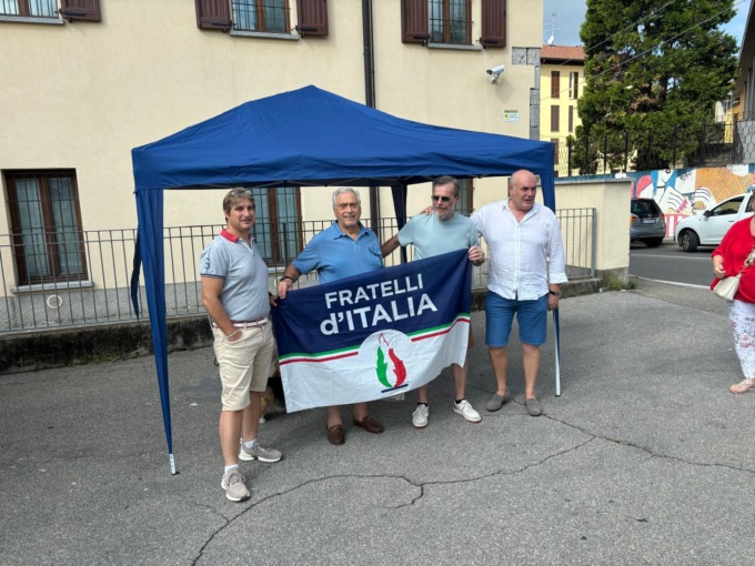 Tetto crollato a scuola, Fratelli d’Italia: “Per fortuna, oggi parliamo di scampato pericolo”