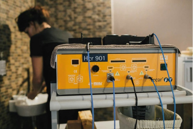 FondoBrugarolo. Massofisioterapia, kinesiologia e Tecar terapia per il recupero post trauma e post intervento