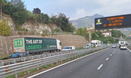 Tir in contromano sulla superstrada, grande spavento per gli automobilisti