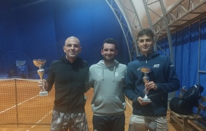 Tennis, sfide infinite a Merate: la spunta Nervi su Calervo